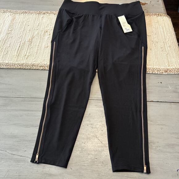 NWT Lane Bryant LIVI Black Rose Gold Zipper Wicking 7/8 Legging Sz 18 20 - Picture 1 of 9